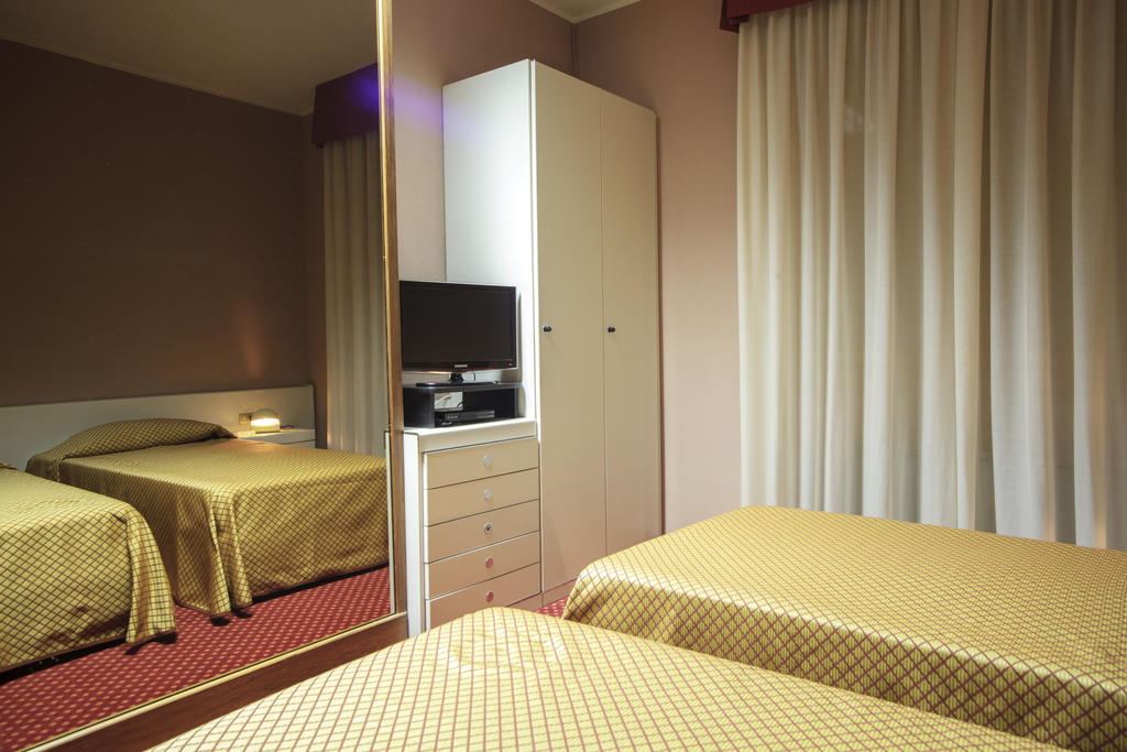 Hotel I Diamanti Garlasco Rom bilde